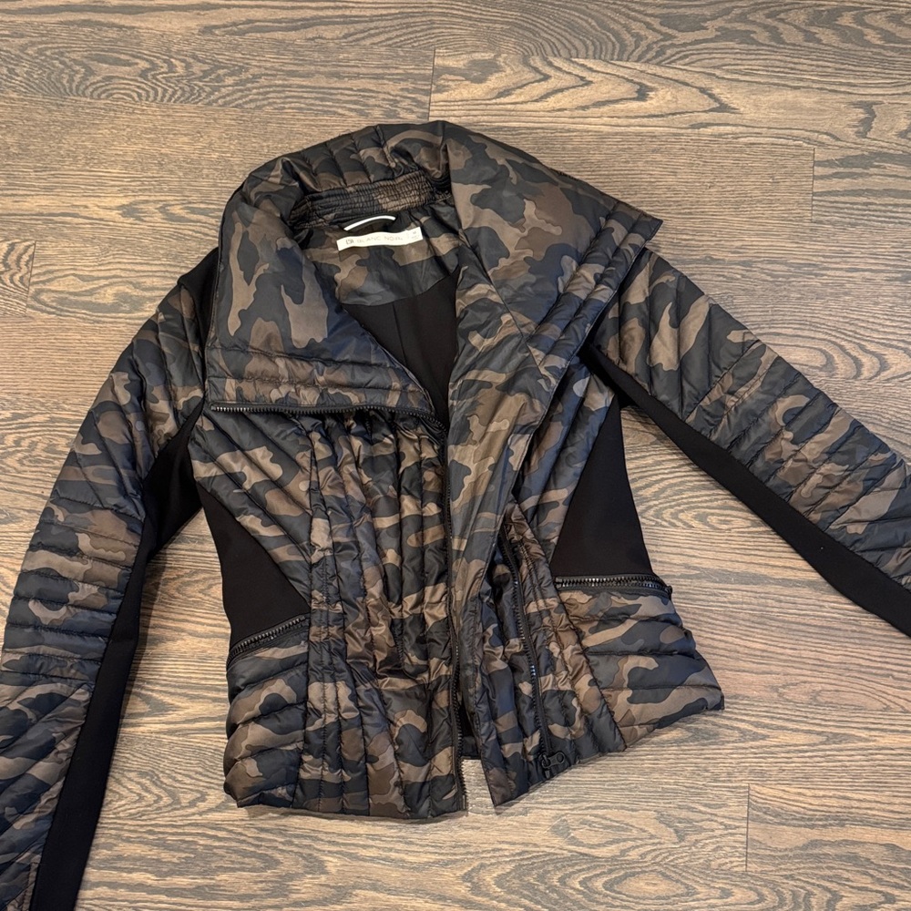 Blanc Noir Camouflage Puffer Jacket